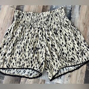 Lightweight shorts. In perfect condition